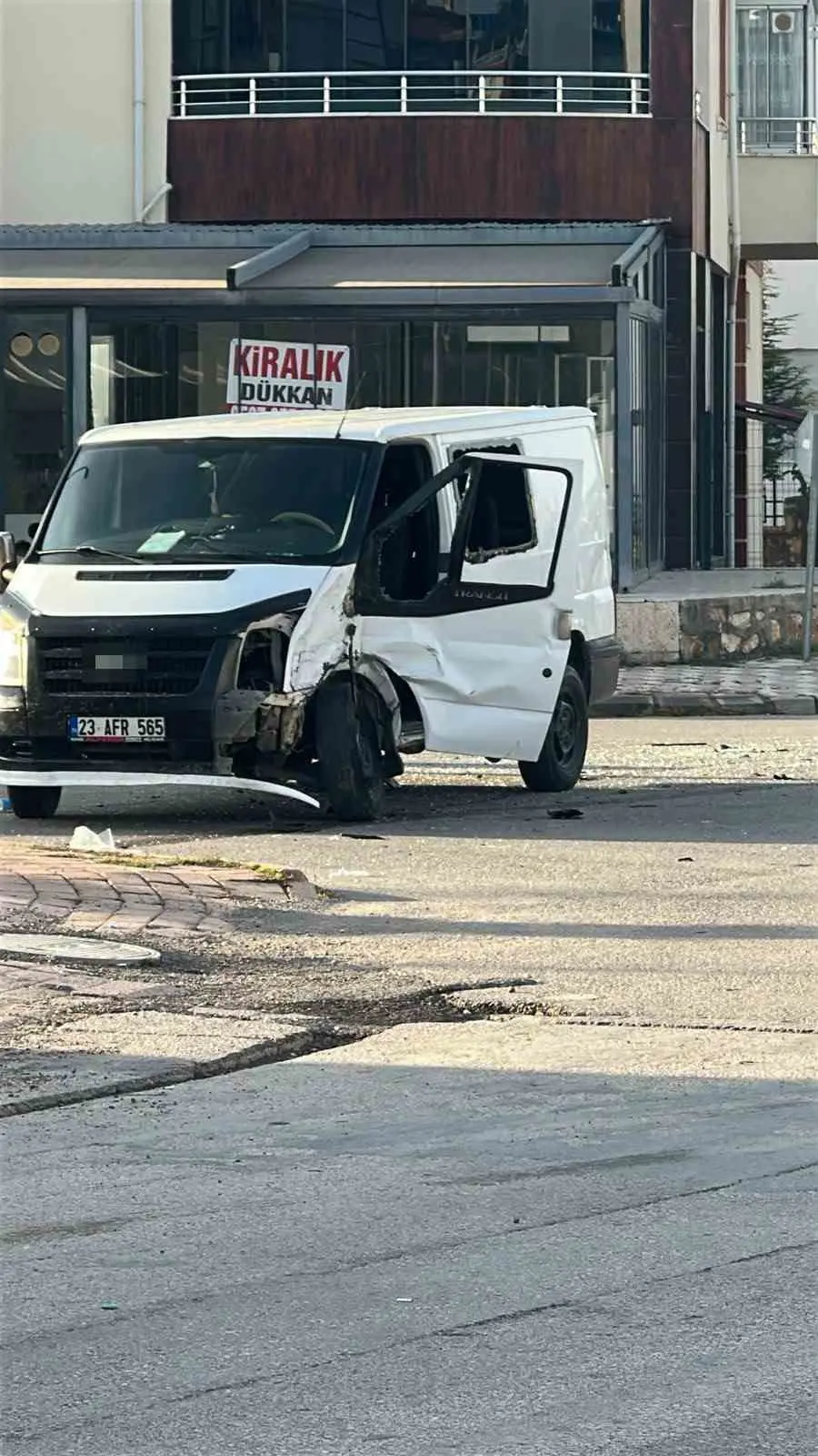 Elazığ’da trafik kazası: 4 yaralı