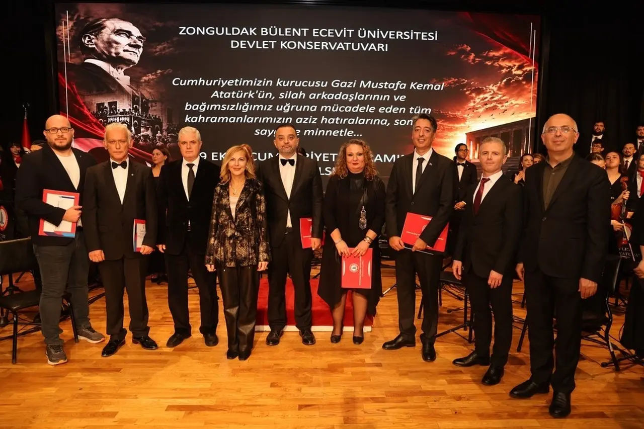 BEUN’da Cumhuriyet’in 103. Yılı gurur ve coşkuyla kutlandı