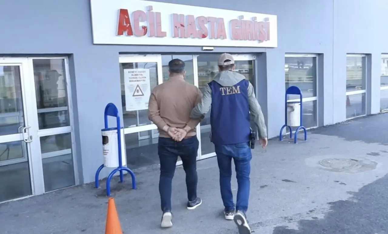 Tatvan’da FETÖ operasyonu: 4 şüpheli yakalandı