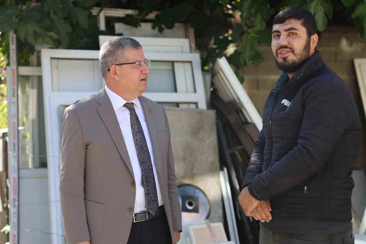 AK Parti Denizli İl Başkanı Subaşıoğlu’ndan Hacı Kaplanlar’da esnaf ziyareti