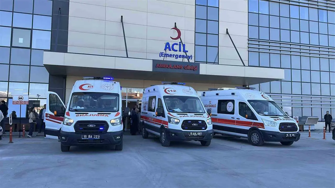 Burdur’da silahlı kavga: 1’i ağır 3 yaralı