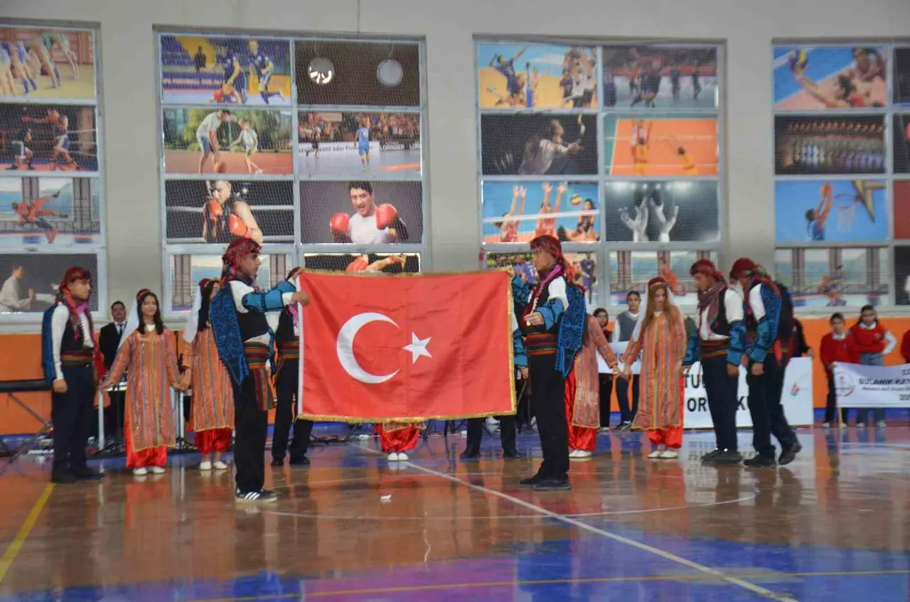 Bulanık’ta 29 Ekim Cumhuriyet Bayramı coşkusu