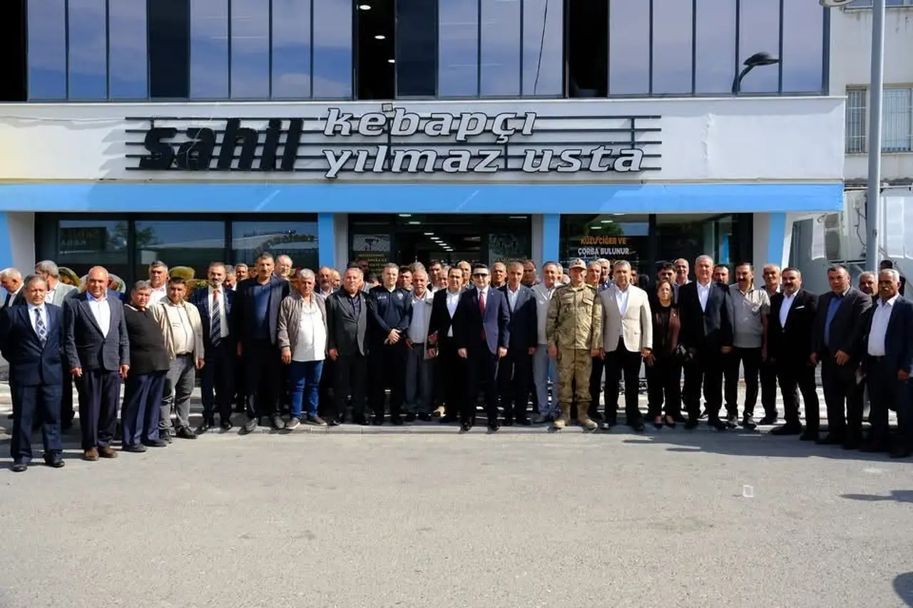 Birecik’te muhtarlar onuruna yemek programı düzenlendi