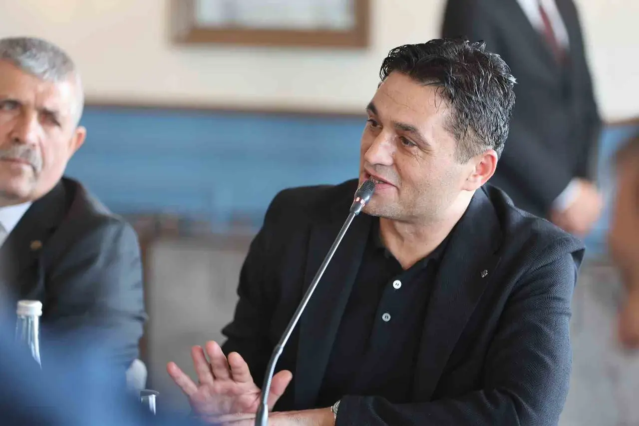 Başkan Acar: "İzmir için güzel hizmetler yapacağız"