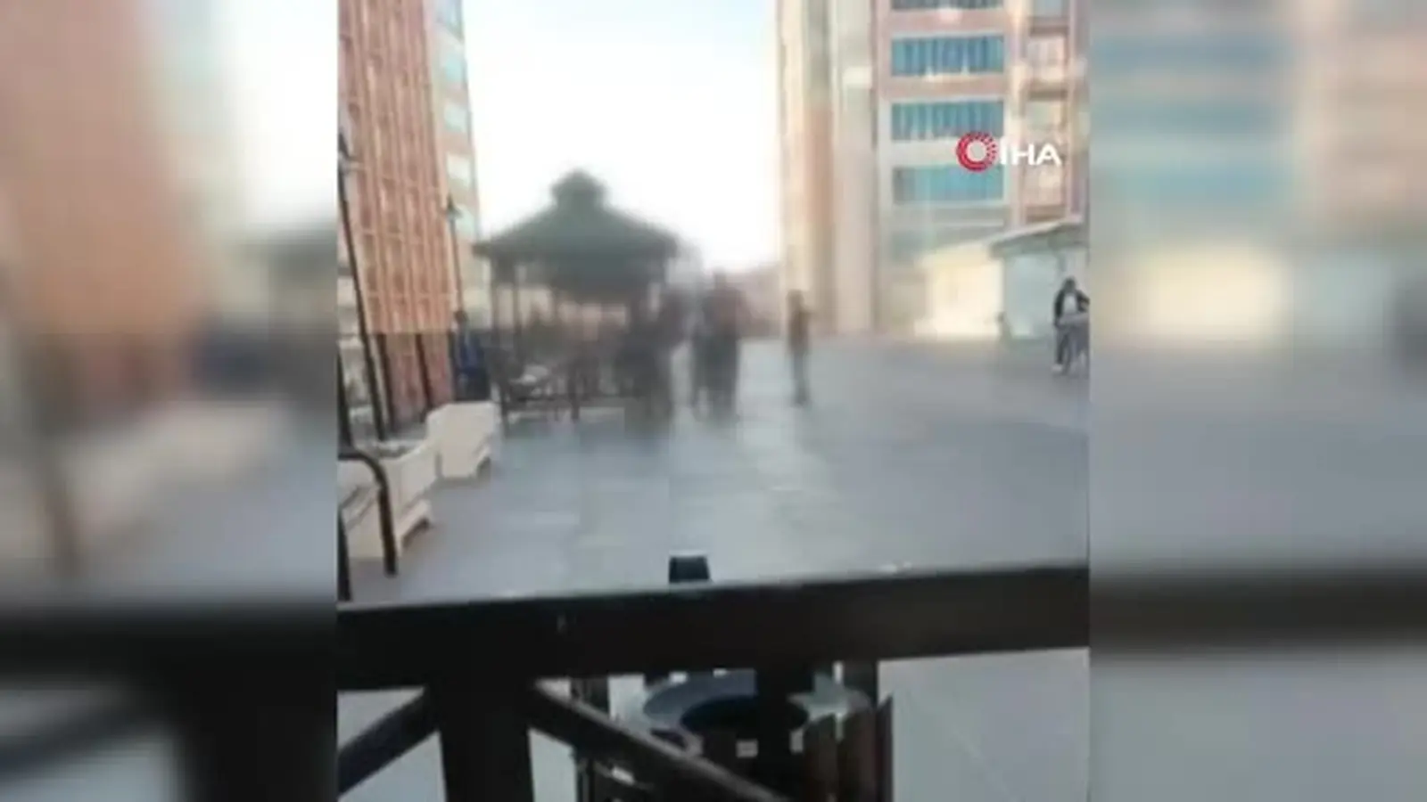 Akran şiddetine ağabey ve abla da dahil oldu: Kardeşinin tartıştığı çocuğu birlikte darp ettiler