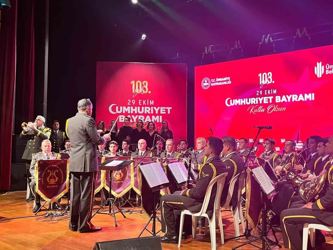 Ümraniye’de 29 Ekim, askeri bando coşkusuyla kutlandı
