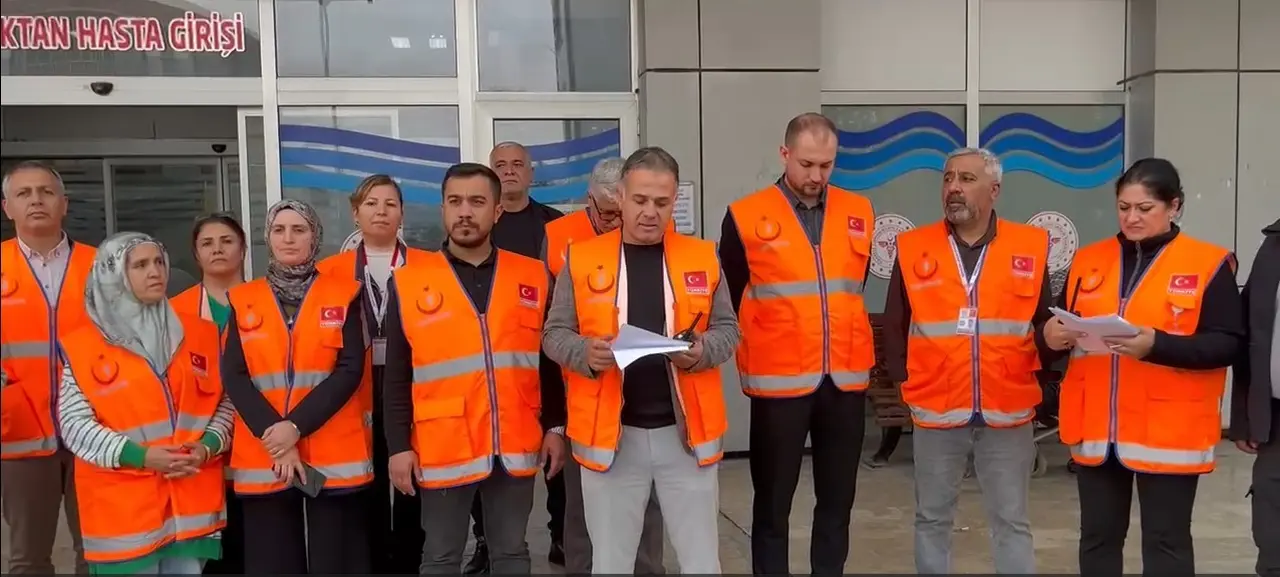 Gölbaşı Devlet Hastanesi’nde mor kod tatbikatı gerçeği aratmadı