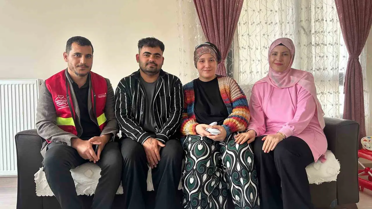 Kahramanmaraş’ta işitme engelli ailelere "titreşimli bebek uyarı cihazı" desteği