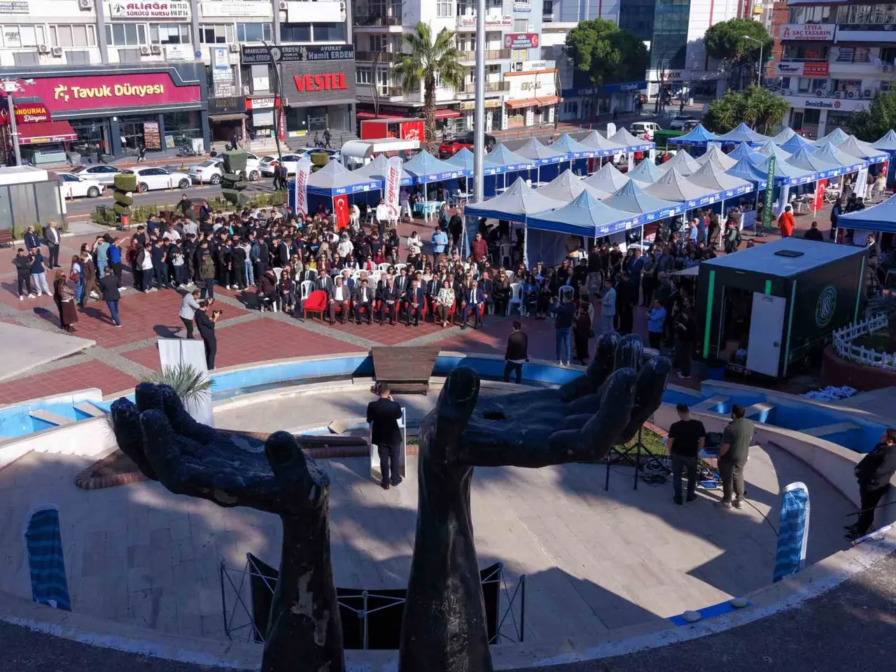 Aliağa’da kariyer ve iş fuarı düzenlendi