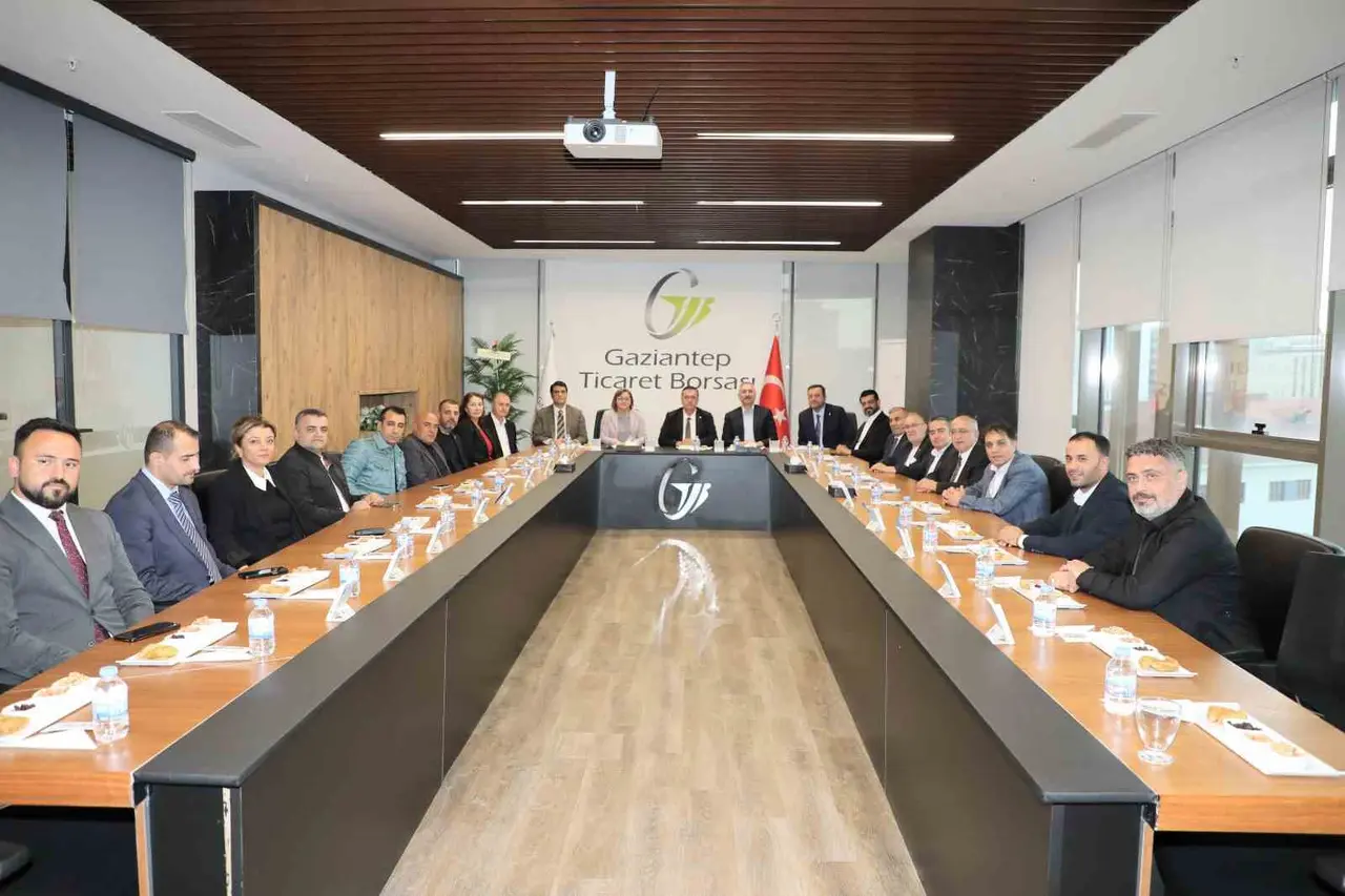 Gül ve Şahin’den GTB’ye hayırlı olsun ziyareti