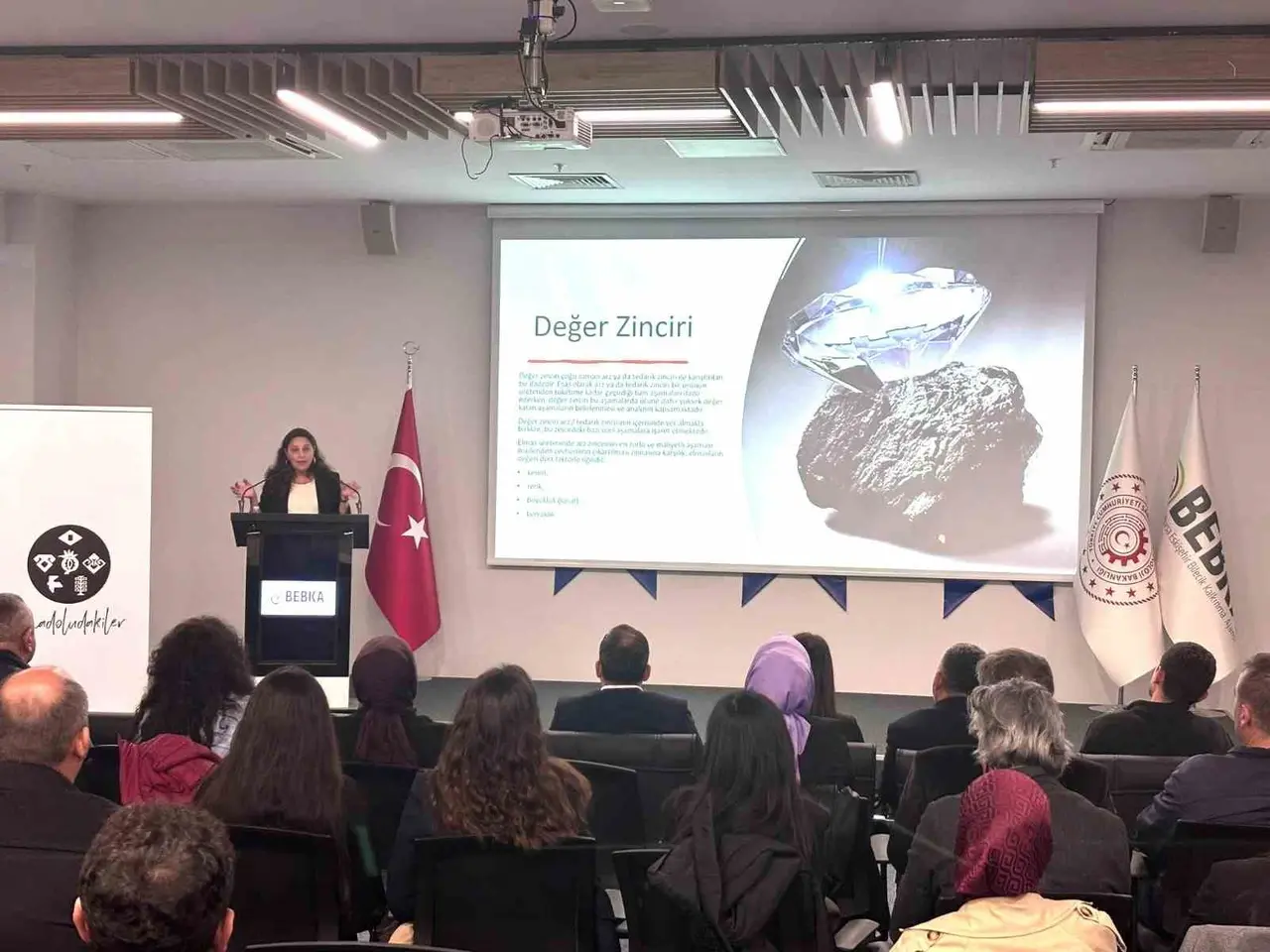 Bursa’nın yaban mersini için yol haritası paydaşlarla çiziliyor