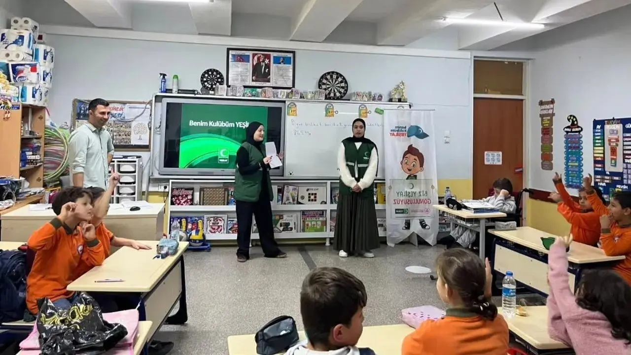 Erfelek’te minik öğrencilere bağımlılıkla mücadele eğitimi
