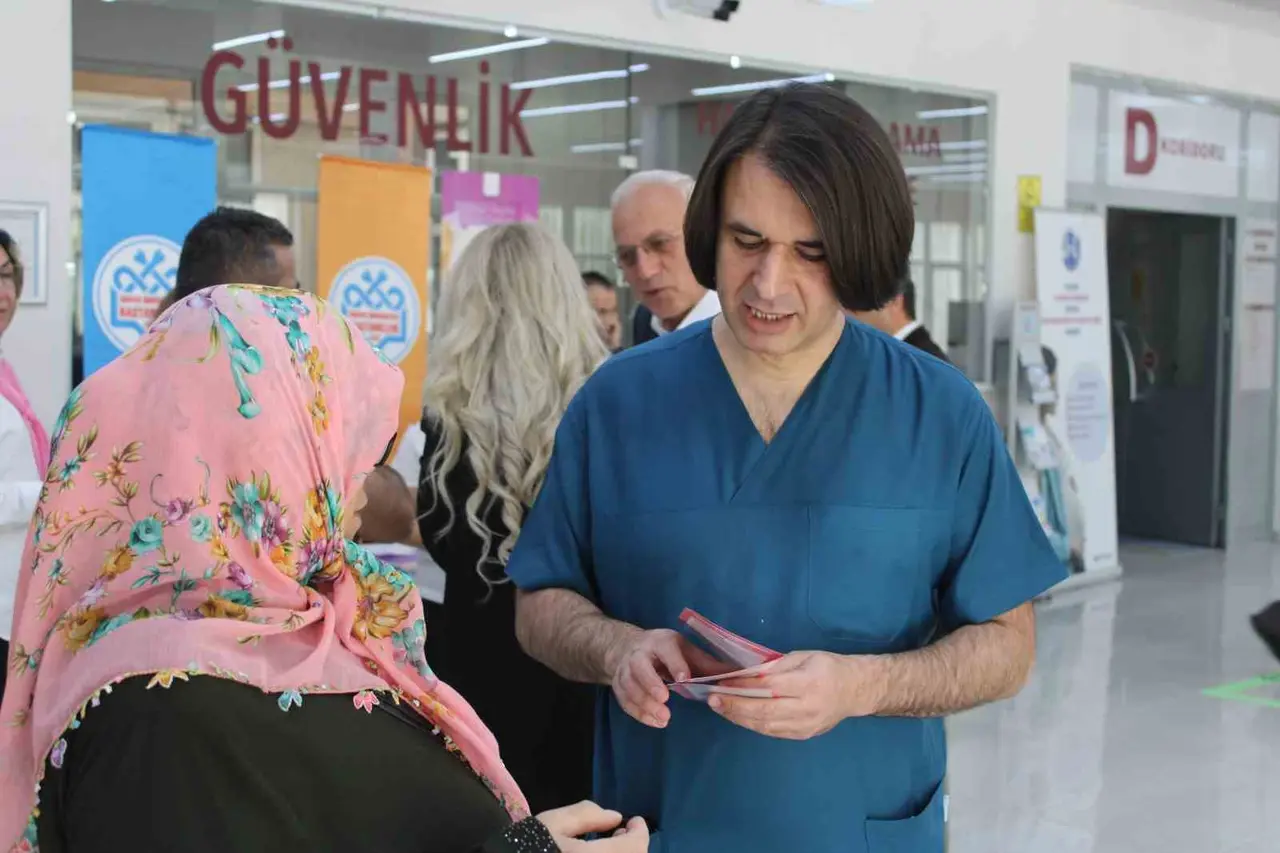 Prof. Dr. Abdullah Bahadır Öz: "Erken tanı önemli, erken tanı hayat kurtarır"