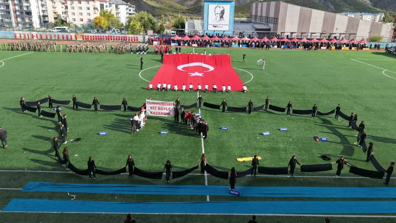 Tunceli’de 29 Ekim Cumhuriyet Bayramı coşkusu