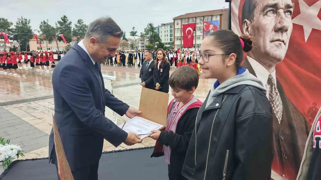 Bafra’da Cumhuriyet Bayramı çoşkuyla kutladı