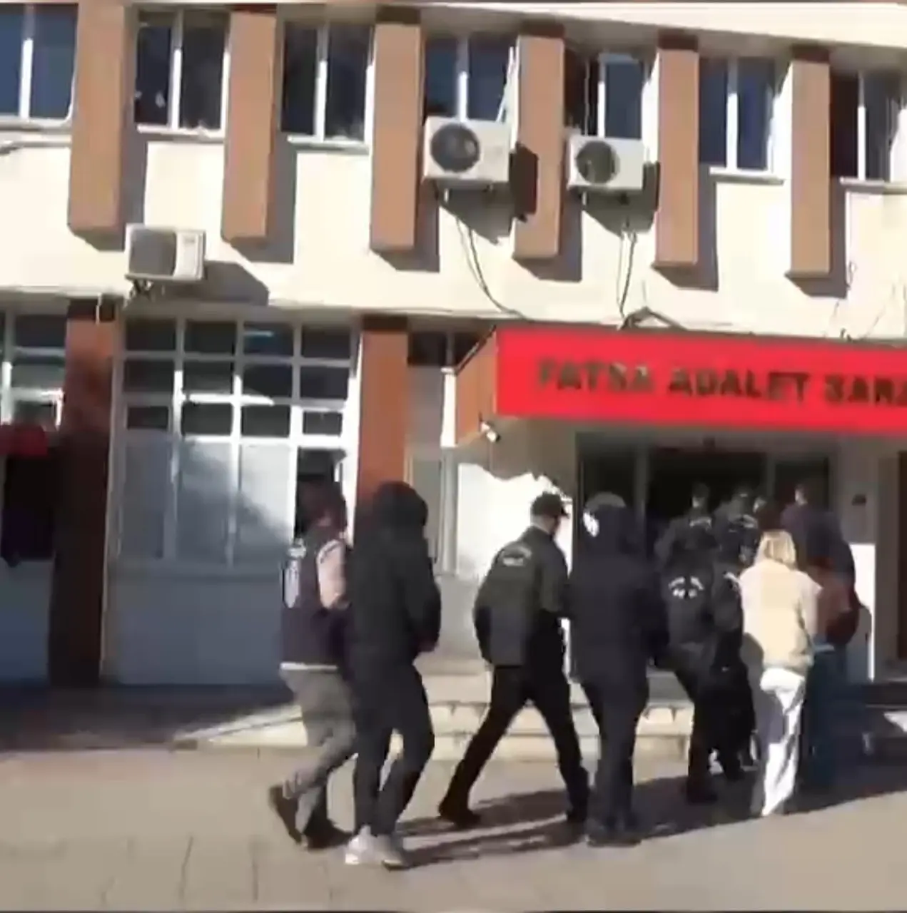 Ordu merkezli 27 ilde dolandırıcılık operasyonu: 19 tutuklama