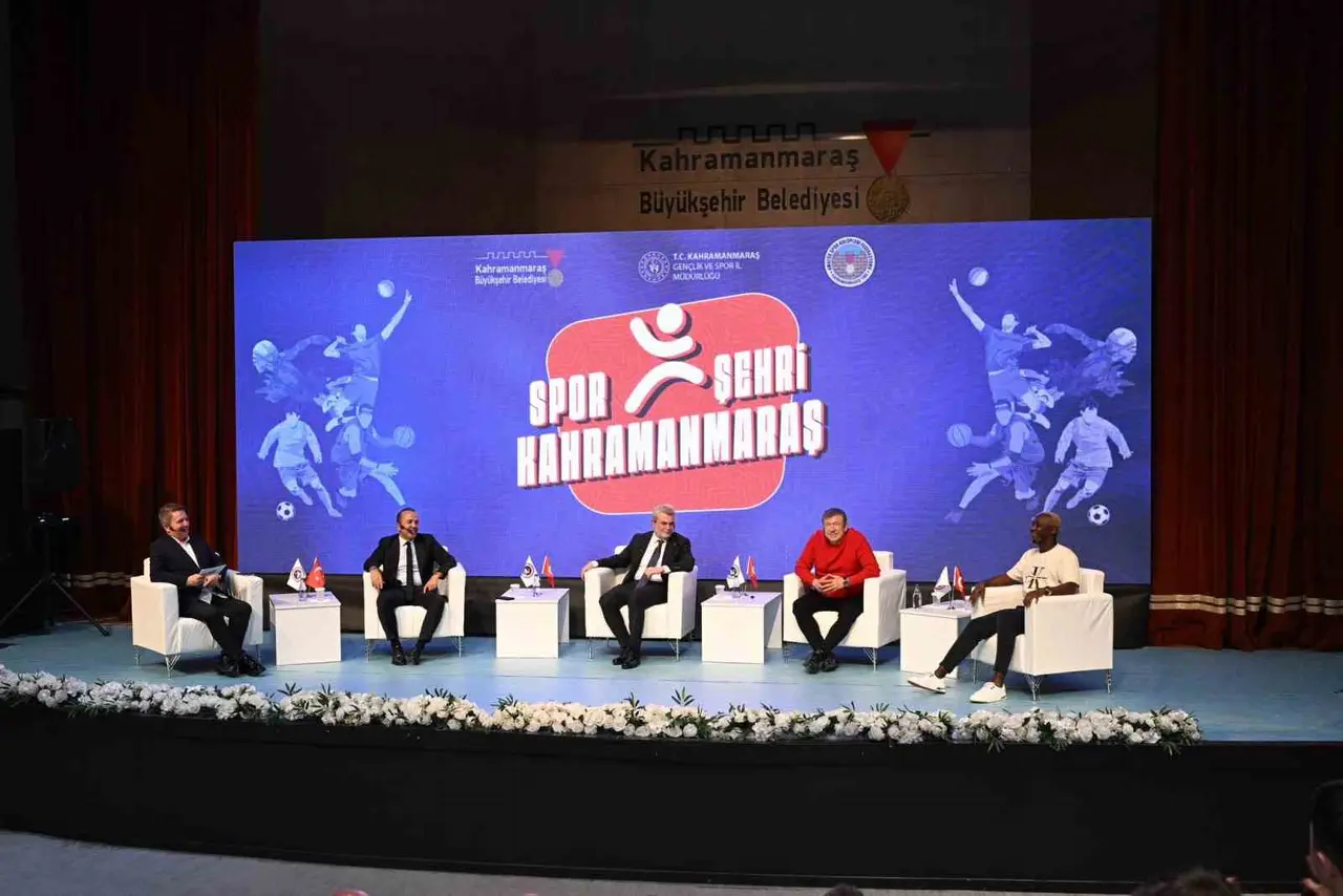 Türk futbolunun efsane isimleri, spor şehri Kahramanmaraş’ta buluştu
