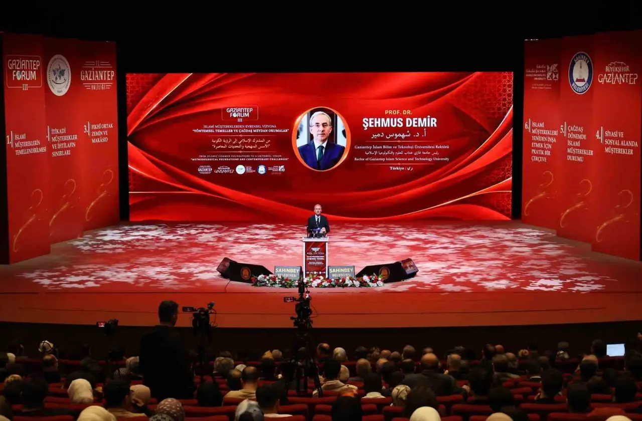 GİBTÜ uluslararası bilim dünyasını Gaziantep’te buluşturdu