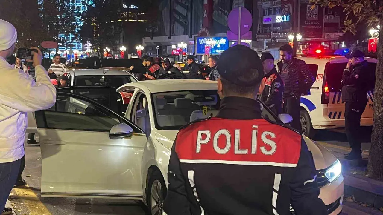 Ankara’da TDT Zirvesi kapsamında asayiş ve trafik denetimi yapıldı