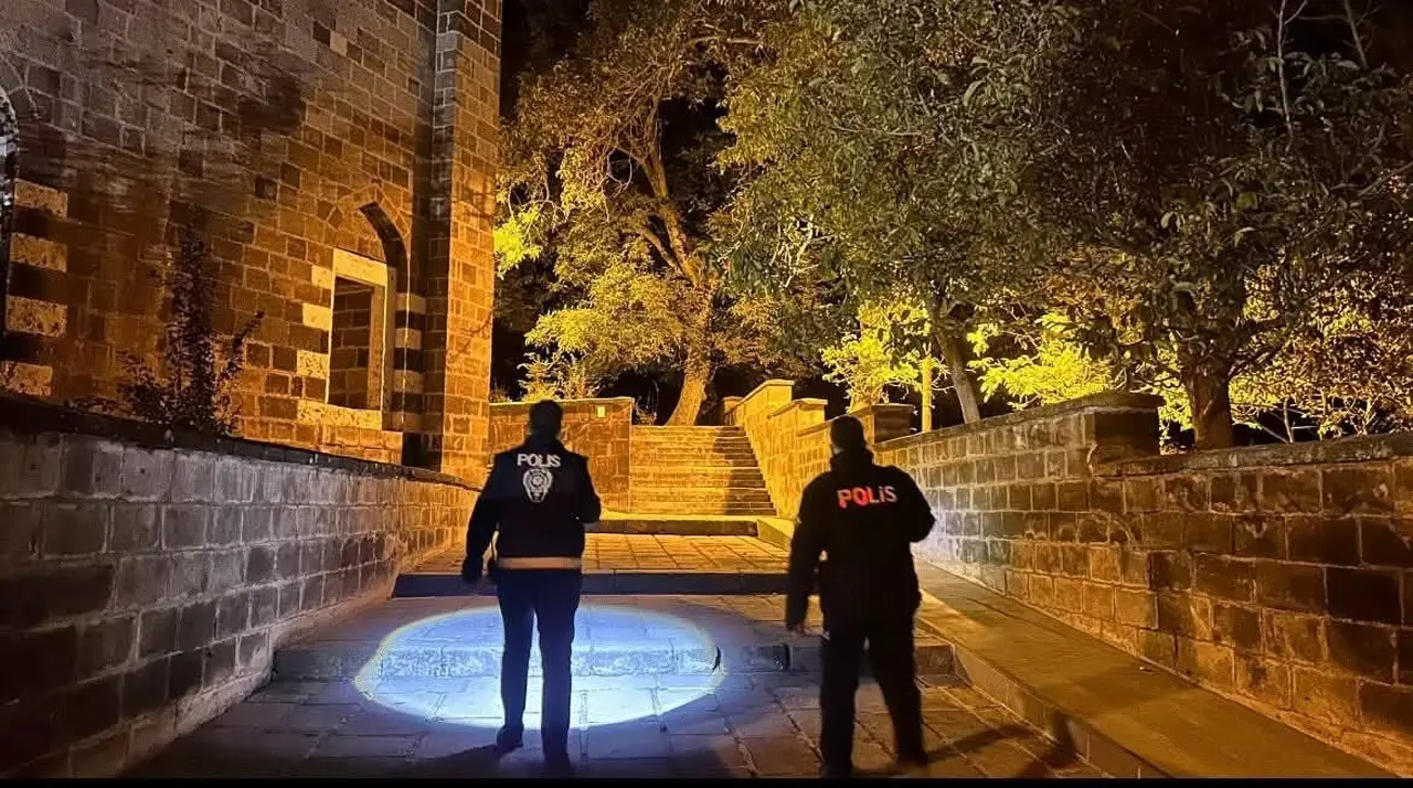 Ahlat’ta huzur ve asayiş denetimleri