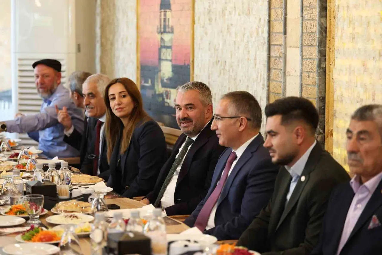 Pursaklar’da Muhtarlar Günü buluşması düzenlendi
