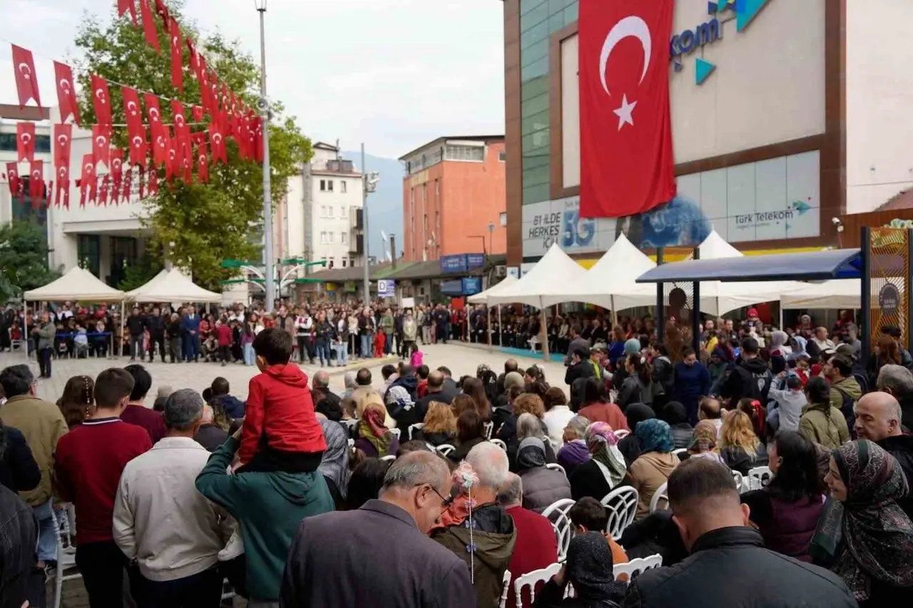 Artvin’de Cumhuriyet’in 103. yılı coşkuyla kutlandı