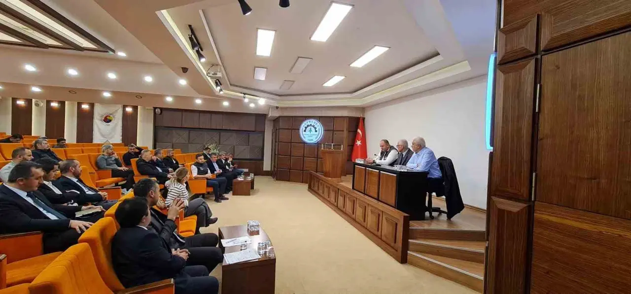 Bolu’da yabancı işçi çalıştıracak işverenlere bilgilendirme
