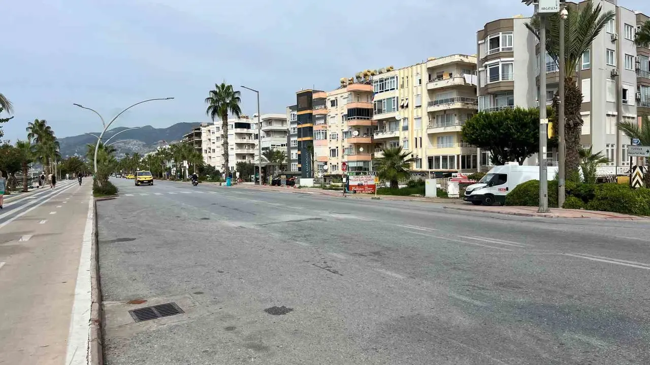Alanya’da üniversiteli genç kızın öldüğü kaza kamerada