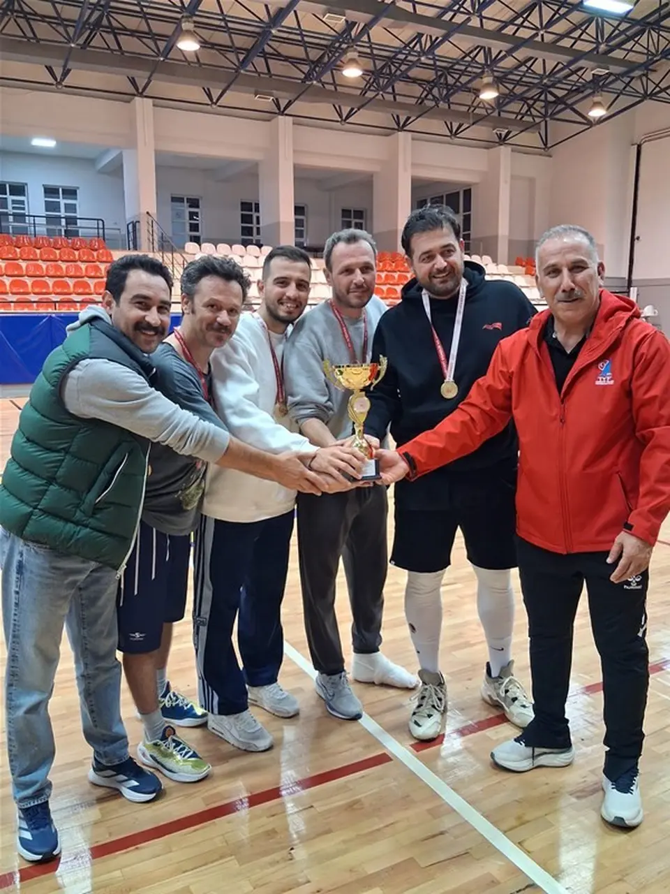 Aydın’da kamu çalışanları basketbol turnuvasında buluştu