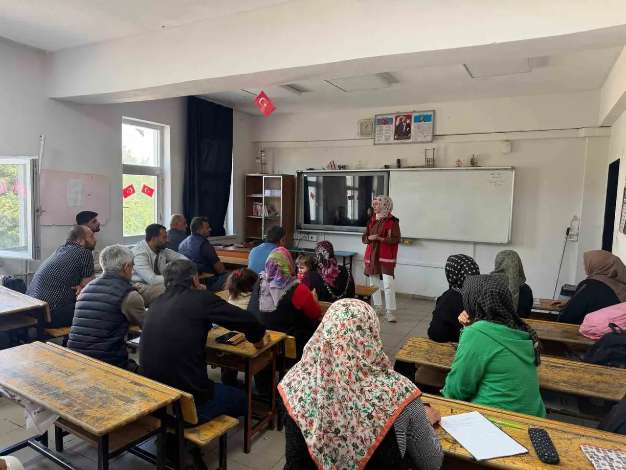 Besni’de kumar bağımlılığı ve teknoloji kullanımına karşı farkındalık eğitimi