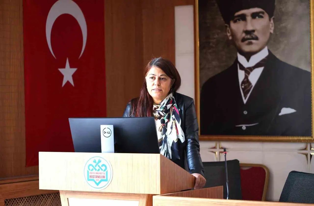 ERÜ Hastanelerinde, "Meme Kanseri Farkındalık Konferansı" düzenlendi