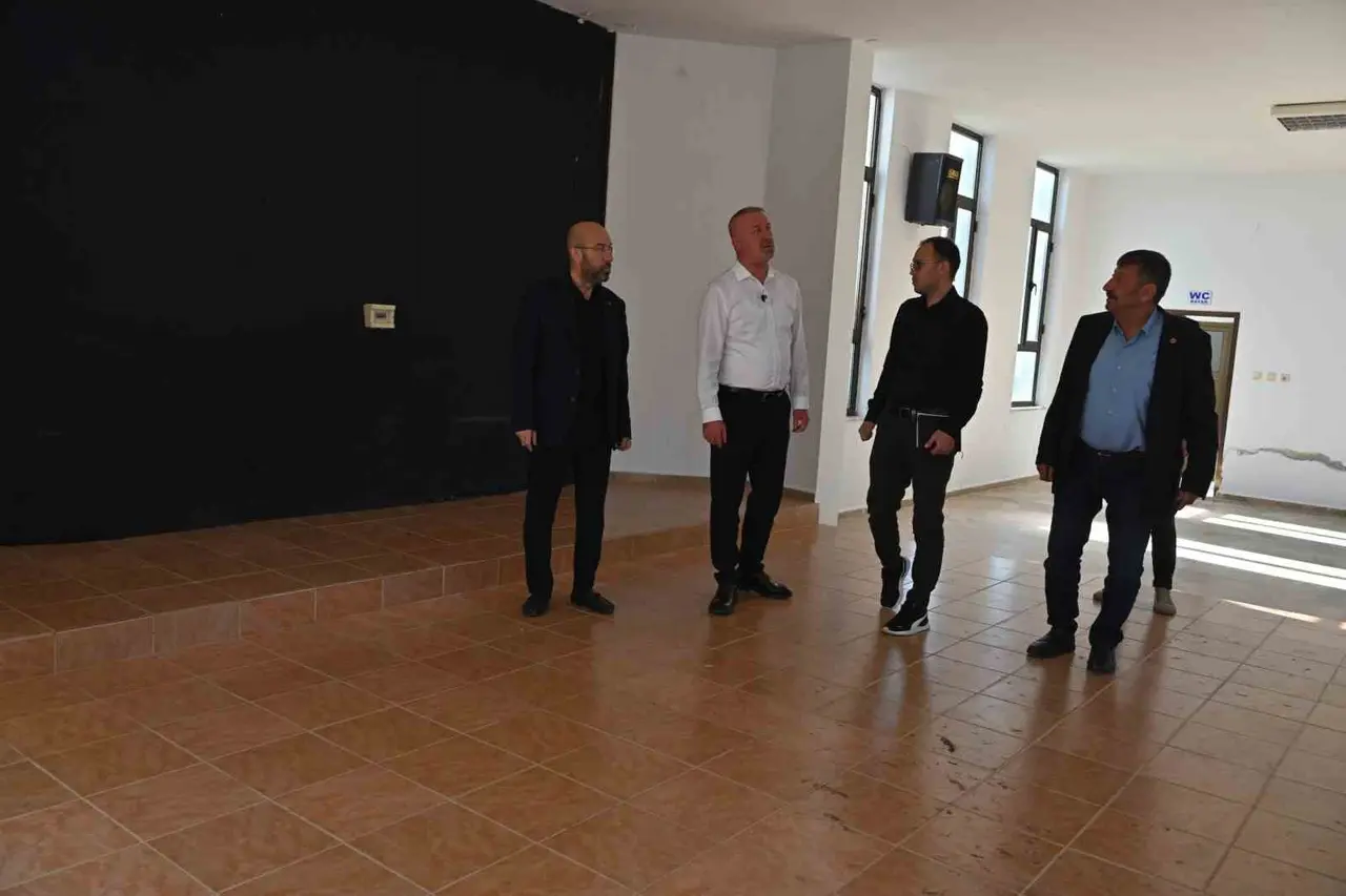 Başkan Karabatı’dan kırsal mahallelere ziyaret
