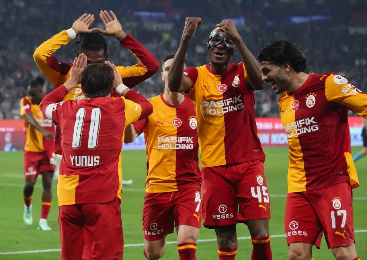 Galatasaray ligde üst üste 4. galibiyetini aldı, puanını 25’e çıkardı