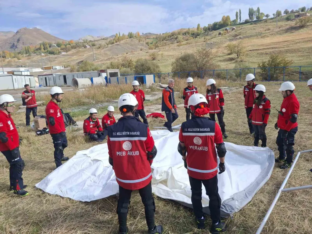 Hakkâri’de MEB AKUB ekibine AFAD eğitimi