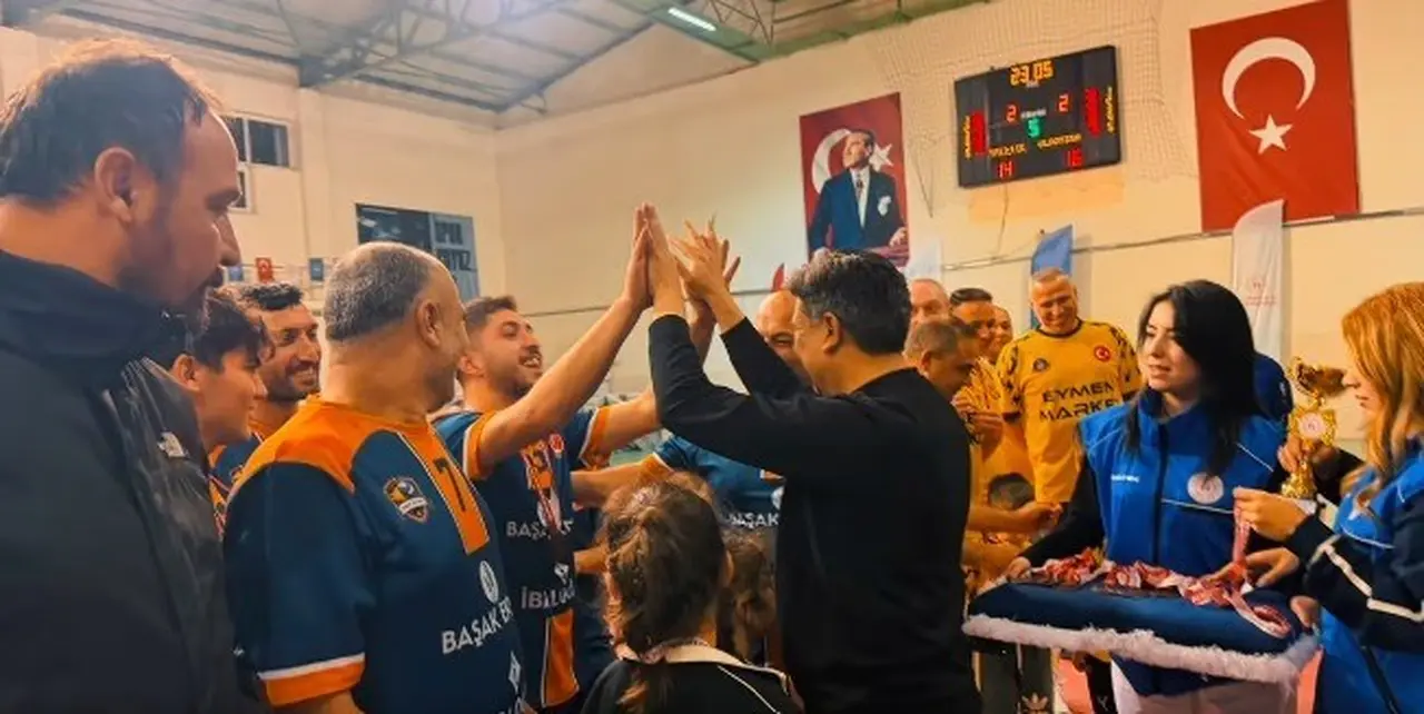 Kurumlar arası voleybol turnuvası tamamlandı