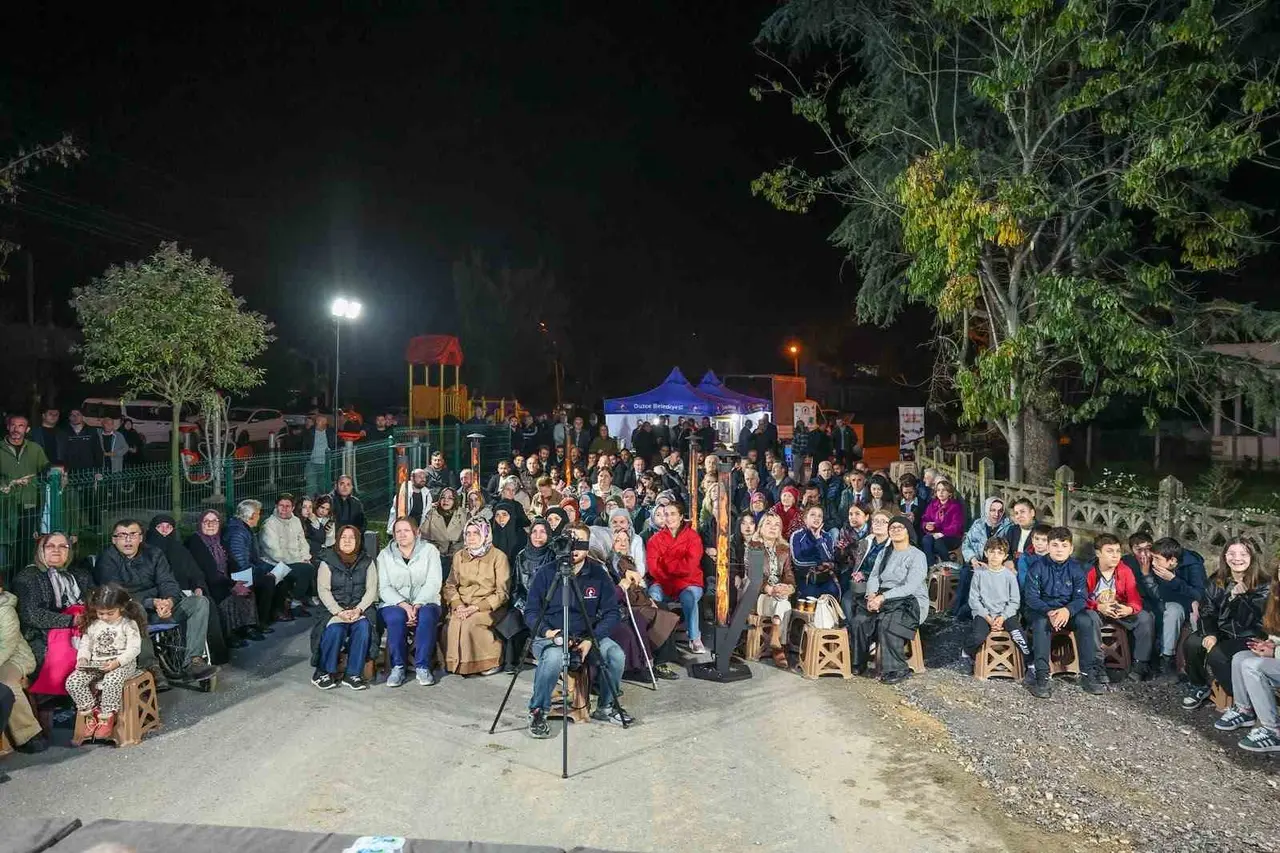 Başkan Özlü Sarayyeri Mahallesi’nde halkla buluştu