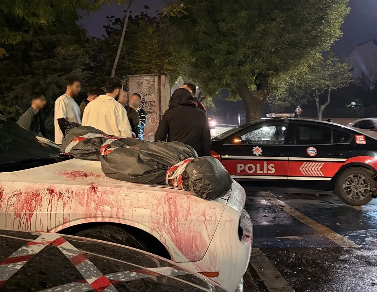 Eskişehir’de ’ceset ve kan lekesi’ görünümlü araç polisi harekete geçirdi