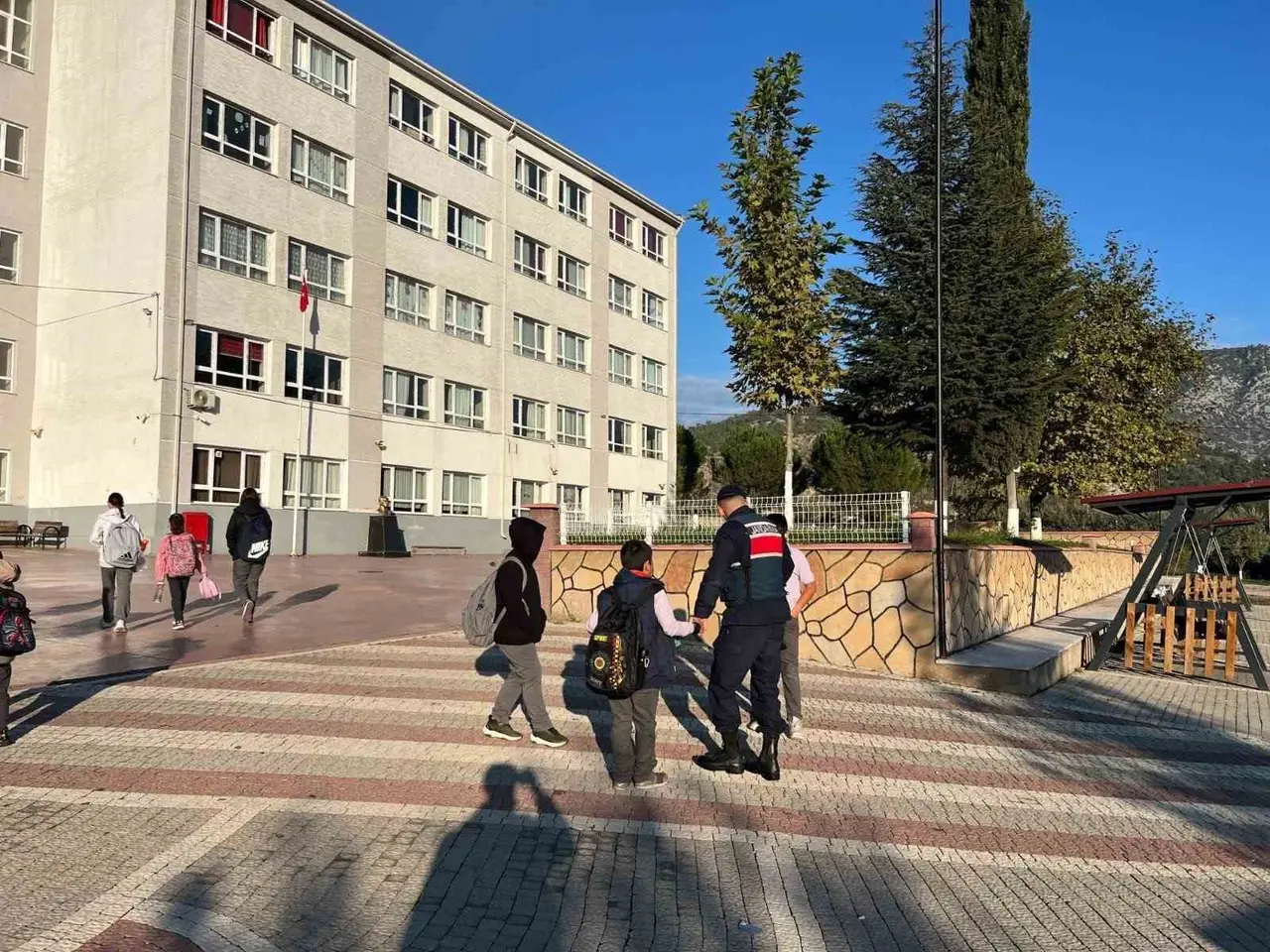 Bilecik’te 20 okulun çevresi denetlendi