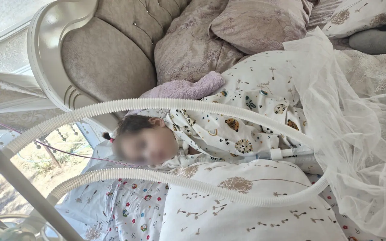 Hakkari’de yatağa bağımlı hasta helikopter ambulansla Van’a sevk edildi