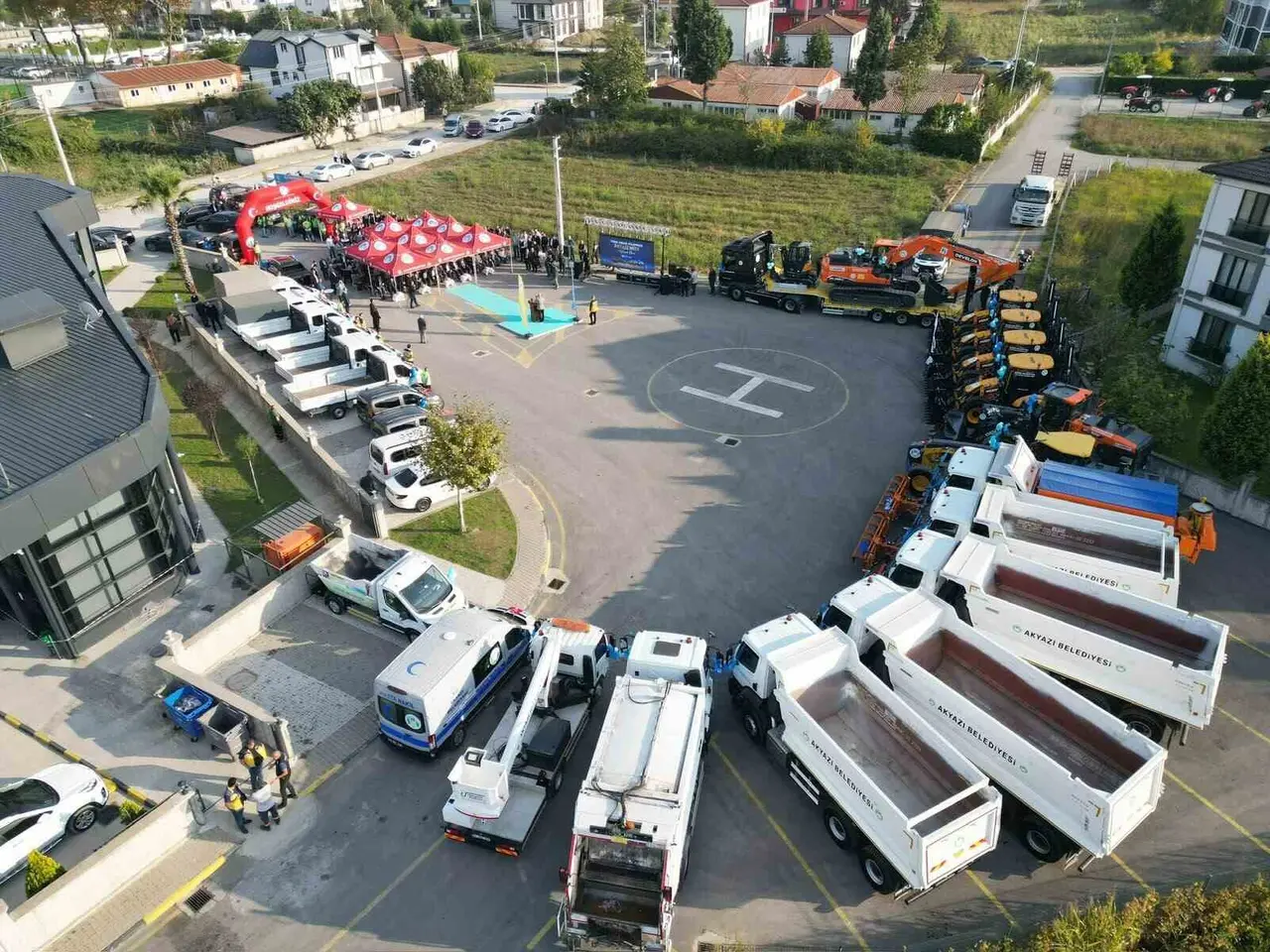 Akyazı Belediyesinden 150 milyon liralık araç yatırımı