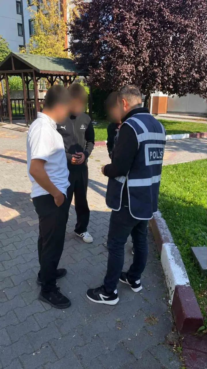 Tokat’ta okul çevreleri ve öğrenci servislerine denetim