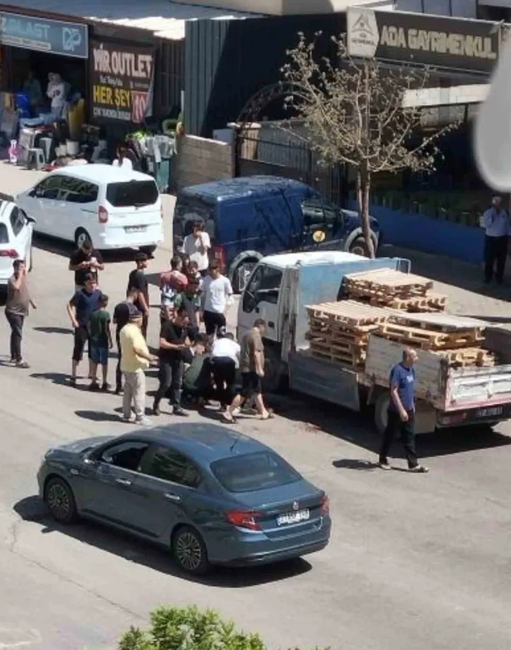 Kuzenini bıçaklayarak öldüren sanığın yargılanmasına devam edildi