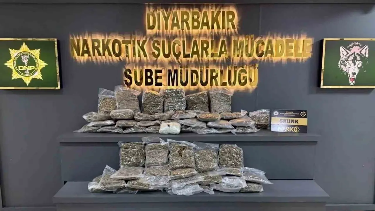 Diyarbakır’da asayiş uygulamaları: Uyuşturucuyu buğday torbalarında gizlemişler