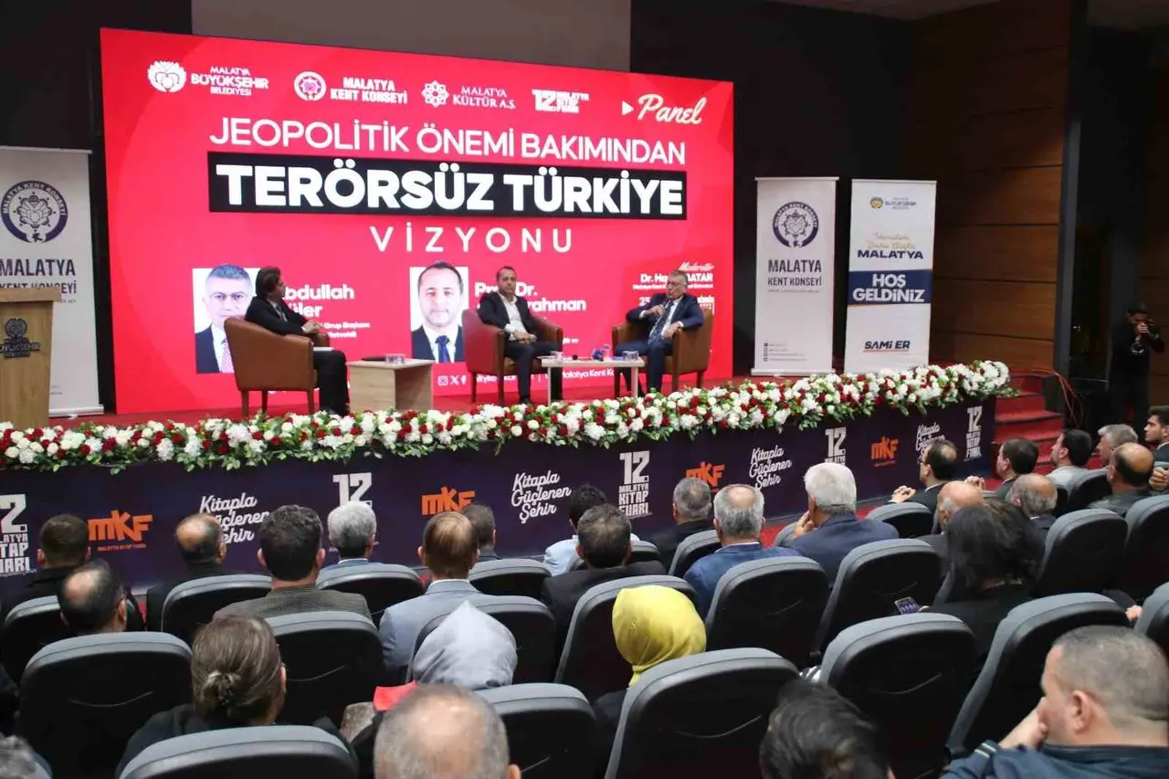 Malatya’da Terörsüz Türkiye panelinde güvenlik ve bölgesel iş birliği vurgusu
