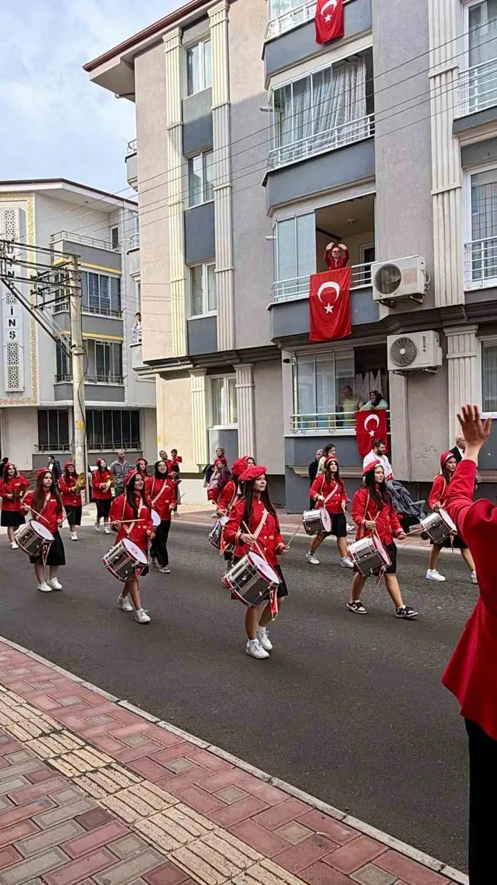 Bafra’da öğrencilerden öğretmenlerine vefa