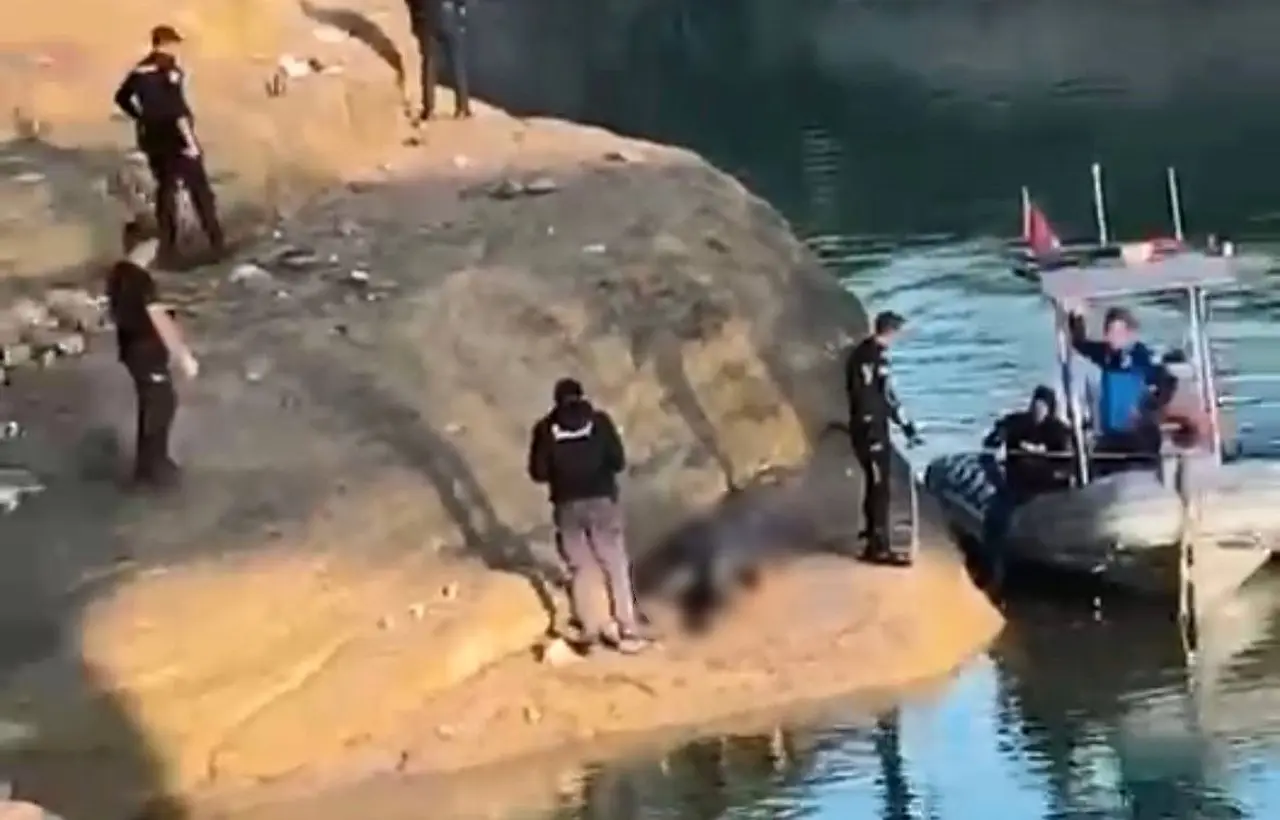 Balık tutarken göle düşen genç boğuldu