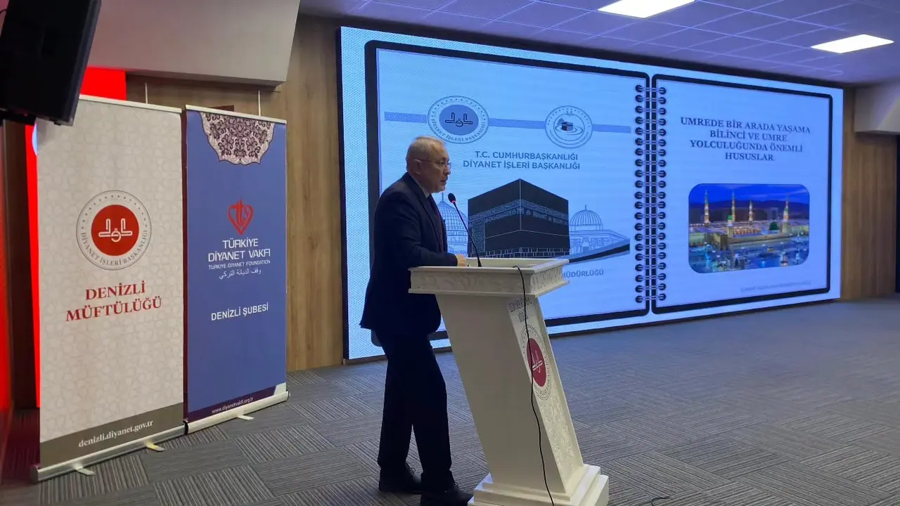 Denizli’de 186 umre yolcusu için bilgilendirme semineri düzenlendi