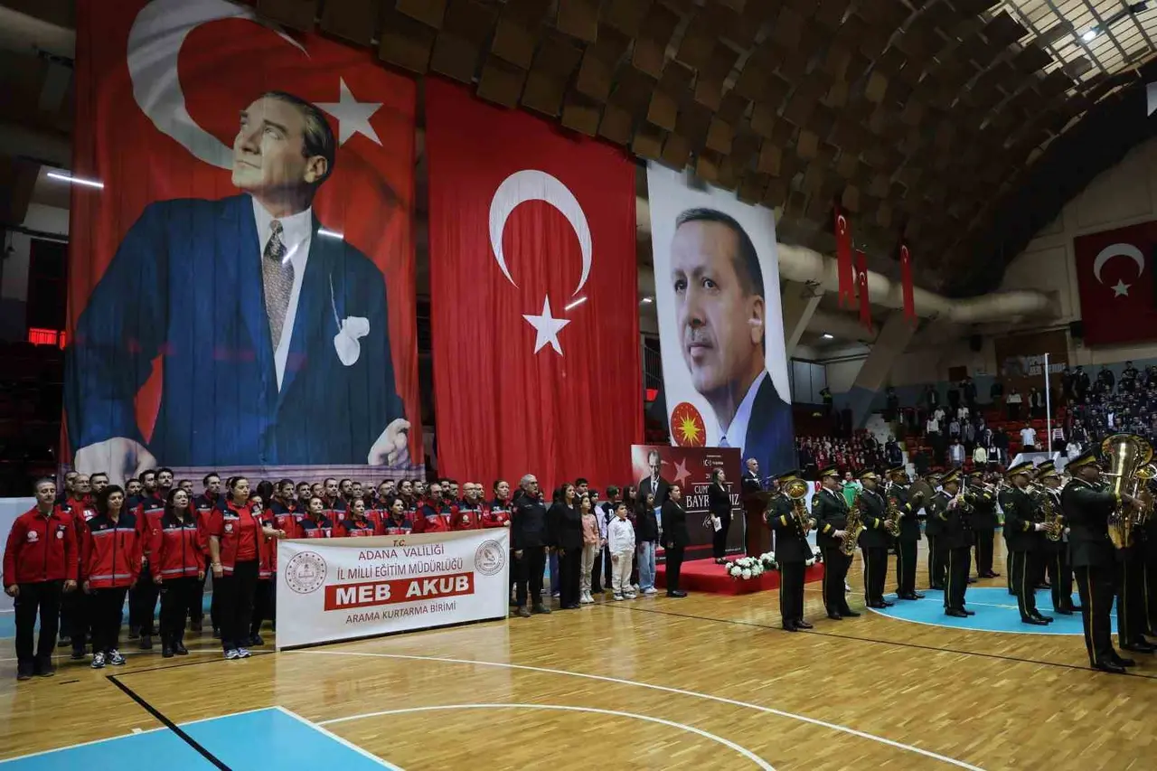 Adana’da Cumhuriyet’in 103. yılı coşkuyla kutlandı