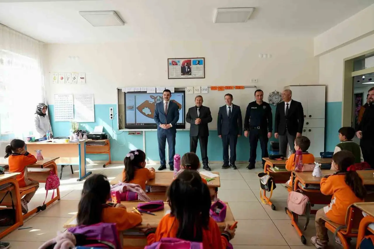 Darende’de eğitim kurumlarına ziyaret