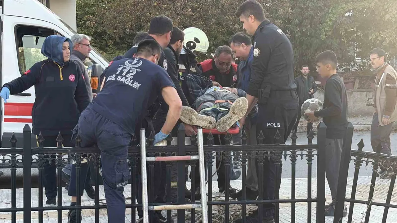 Çorum’da otomobil dereye uçtu: 1 yaralı
